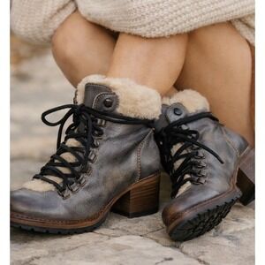 Freebird Norway Ice Sherpa Lined Boots Women's size 8 Gray Booties